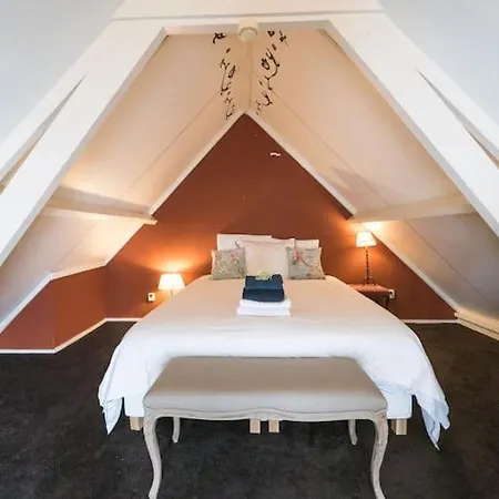 Apartment Hosted By Wendy Old Charming Wassenaar
